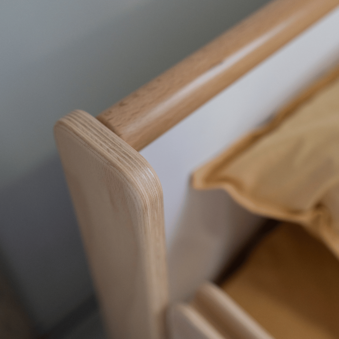 Dětská postýlka Markito Gekko Kids 120x60. Bílá / Přírodní Buk